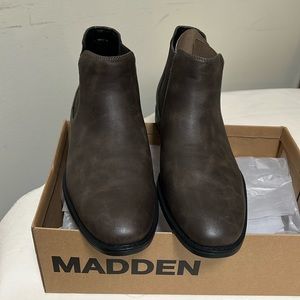 MADDEN MEN
Men's Maxxin Mid Height Chelsea Boot, Size 11.5